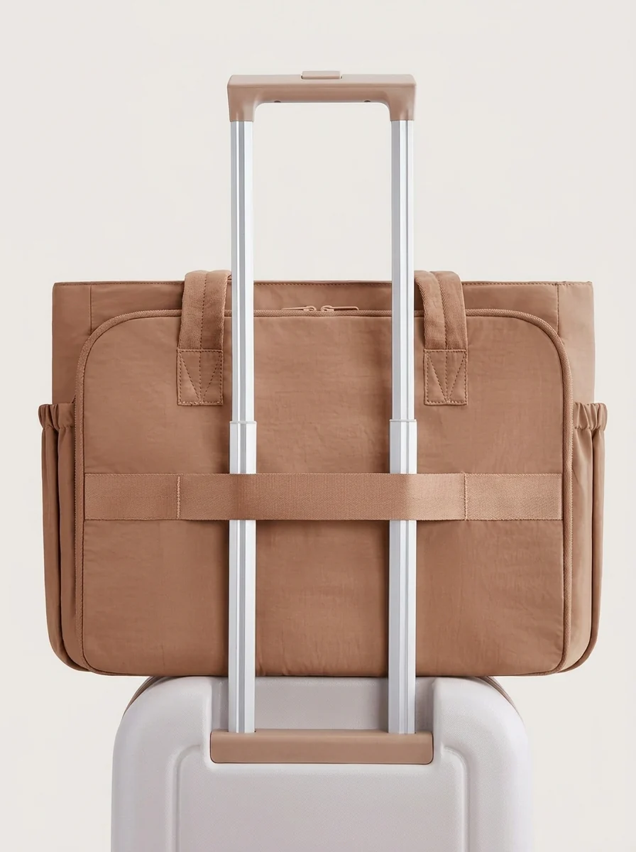 The Signature Bow Tote - Image 10