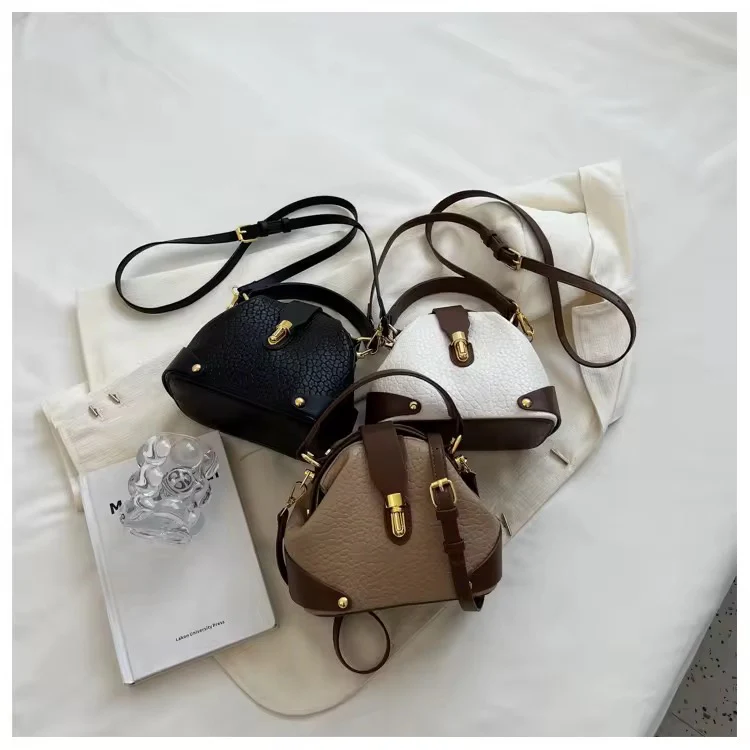 Lucien Everyday sling bag - Image 8