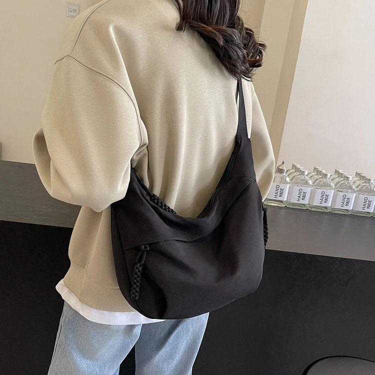 Lucien Dumpling Crossbody 2.0 - Image 4
